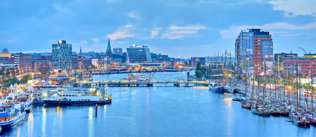 Der traumhafte Hafen von Kiel - toller Startpunkt für eine Kreuzfahrt
